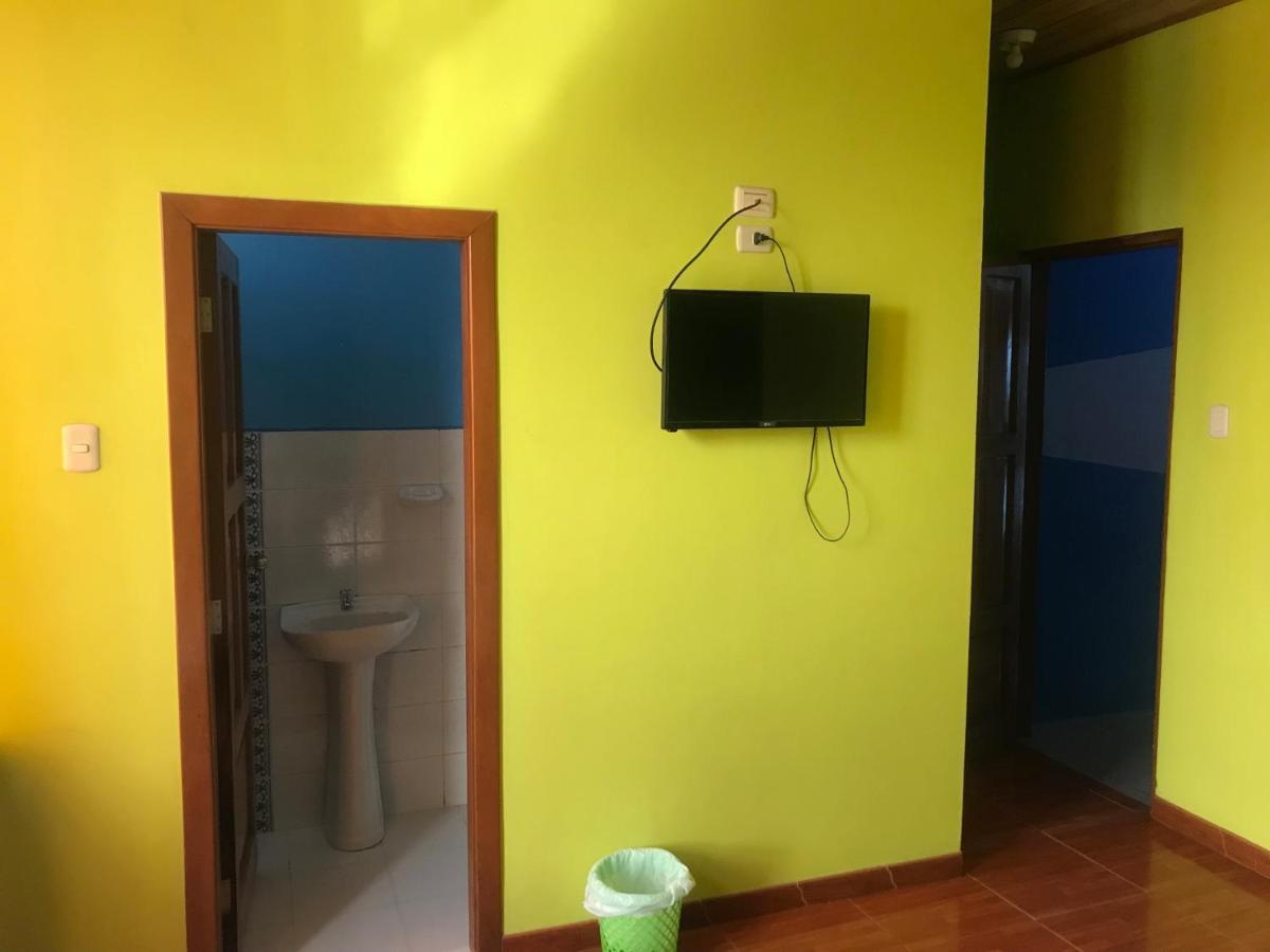 Amazon Dream Hostel With Ac And Starlink Iquitos Exterior foto